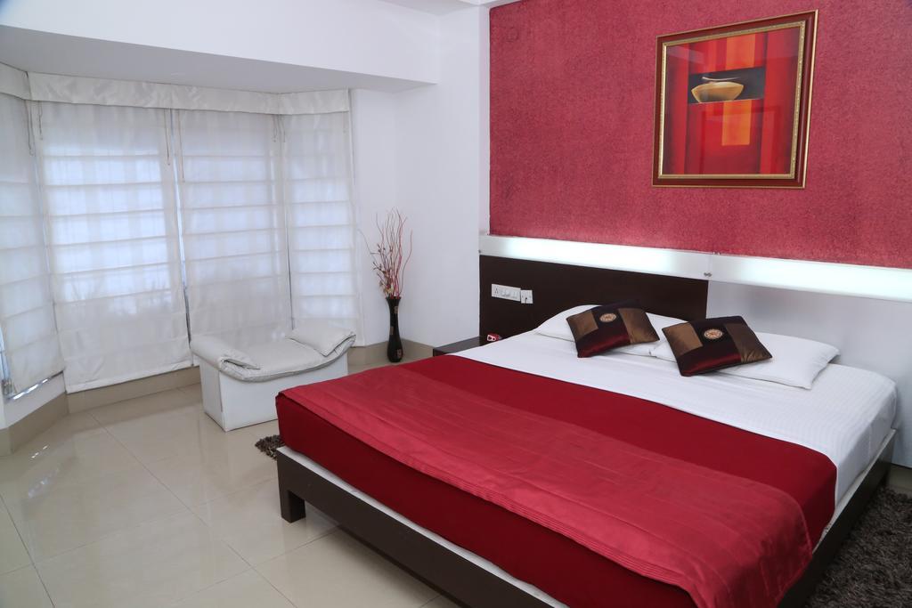 Superior King Suite